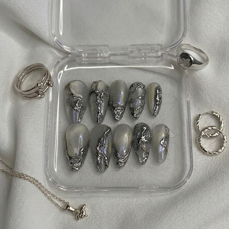Lunar Muse Set